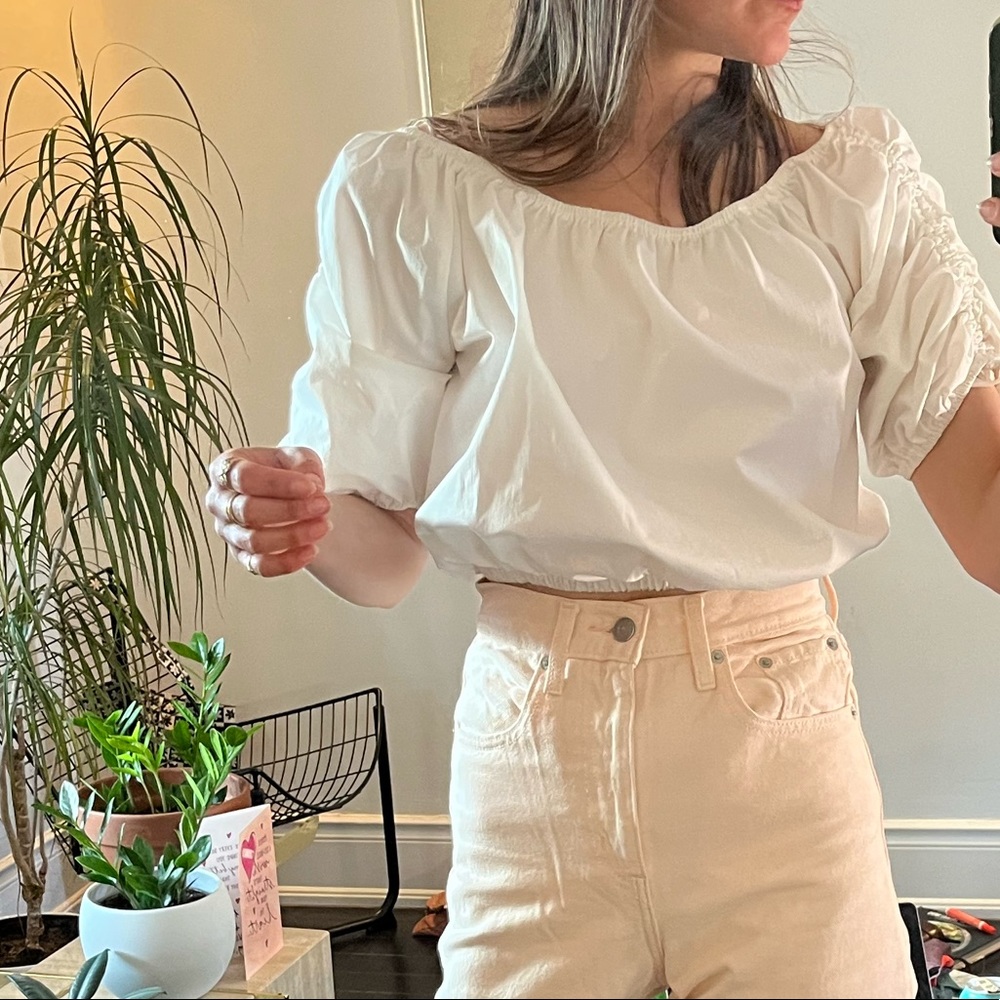 Puff Sleeves 🕊